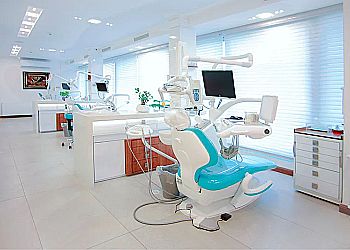 Norfolk dentist Dr. Nikita Khurana - DENTISTRY ON NORFOLK SOUTH