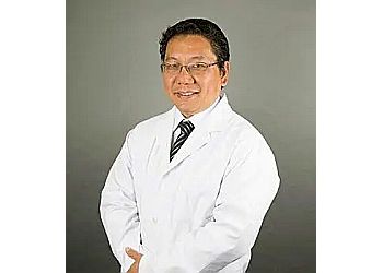 Brossard podiatrist Dr. William Lee - PIEDRÉSEAU BROSSARD image 1