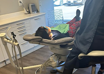 Belleville dentist Dr. Yasmin Monemdjou - FAMILY DENTAL CENTRE BELLEVILLE