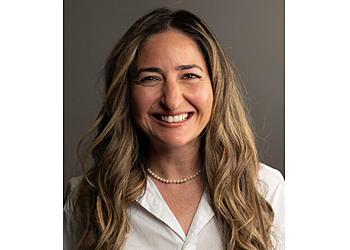 Belleville dentist Dr. Yasmin Monemdjou - FAMILY DENTAL CENTRE BELLEVILLE