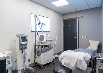 Dr. Zaki Taher, MD - Edmonton, AB Dermatologists - Treatment Room Image