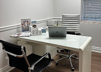 Vaughan naturopathy clinic Dr. Zarlashta Popal ND - MAPLE GATES OF WELLNESS