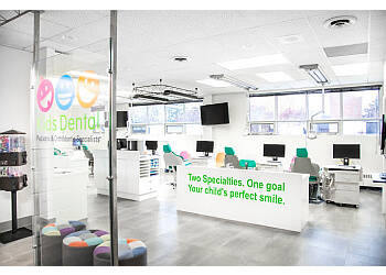 Markham children dentist Dr. Zhemeng Wang - KIDS DENTAL PEDIATRIC & ORTHODONTIC SPECIALISTS