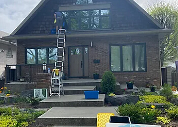 Lethbridge window cleaner Dream Clean Windows