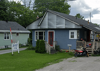 Orillia moving company Dwinnell's Delivery & Movers Ltd.