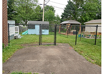 Moncton Entrepreneurs En Clôtures Dylan Wilson Fencing Ltd.