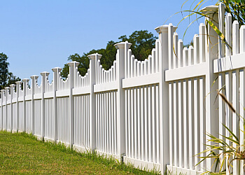 Victoria fencing contractor Dynamic Fencing & Decks