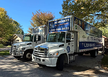 EC Movers Ltd. - Windsor, ON Moving Companies - Service Vehicle Image
