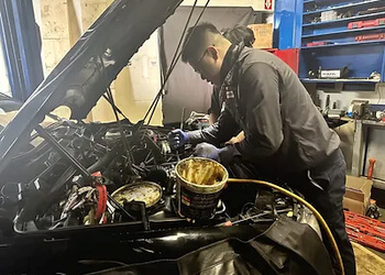 Richmond car repair shop EZ4U Auto Care