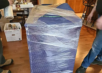 E-ZZZY Moving - Kamloops, BC Moving Companies - Residential Service Image