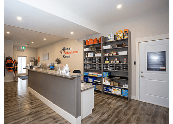 Saint John physical therapist Earle Burrows, PT, BSc, Cert MDT - HUMAN PERFORMANCE PHYSIOTHERAPY