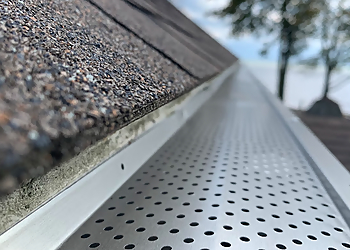 Hamilton gutter cleaner EaveSafe Gutter Protection Inc.