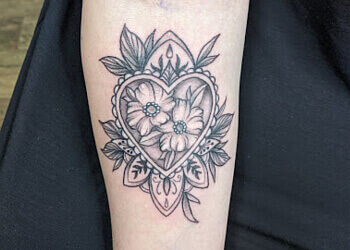 Grande Prairie tattoo shop Electric Arts Tattoo Studio