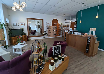 Electric Skin Clinic - Lethbridge, AB Spa Médical - Reception Area Image