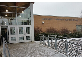 elgin center pool