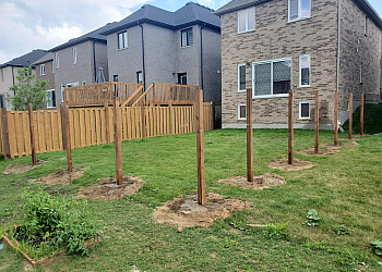Brantford fencing contractor Elite Post Hole Digging