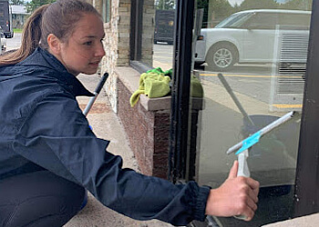 Belleville window cleaner Elite Window Cleaning