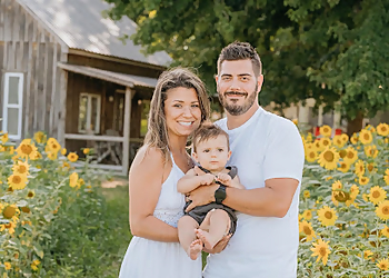 London babies and family photographer  Elizabeth Marie Photography