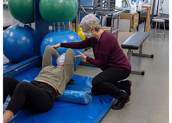 Lethbridge physical therapist Elizabeth Sutton, BMR (PT) - PEAK PHYSICAL THERAPY
