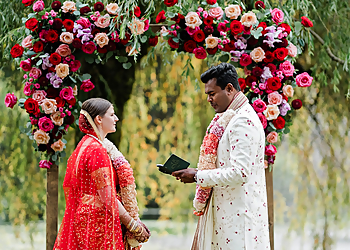 Burnaby wedding planner Elle Weddings