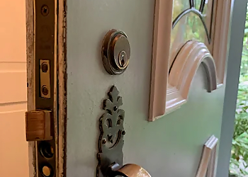 Terrebonne Serruriers Emergency Locksmith Montreal