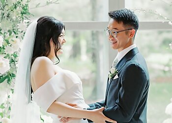 St Catharines wedding officiant Enduring Promises Wedding Officiants