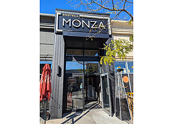 Brossard italian restaurant Enoteca Monza Pizzeria Moderna