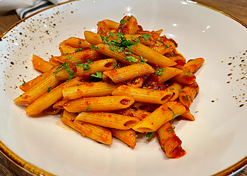 Brossard italian restaurant Enoteca Monza Pizzeria Moderna