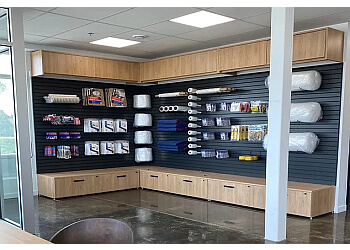 Levis storage unit Entrepôts Modulo