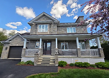 Entretien LZ Inc. Entretien LZ Inc. - Drummondville, QC Window Cleaners - Service Image