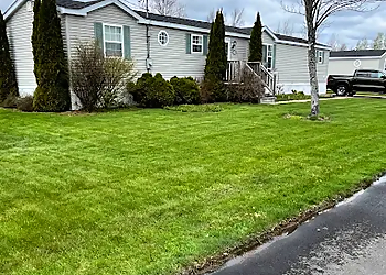 Enviro Masters Lawn Care - Moncton, NB Service D'Entretien De Pelouse - Service Highlights