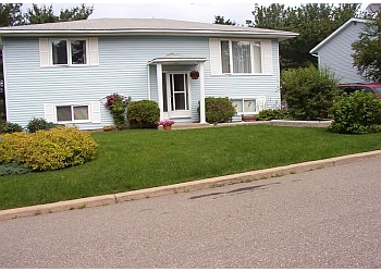 Saint John Service D'Entretien De Pelouse Enviro Masters Lawn Care