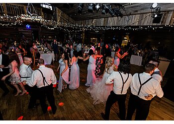 Red Deer dj Epic Audio DJ Services