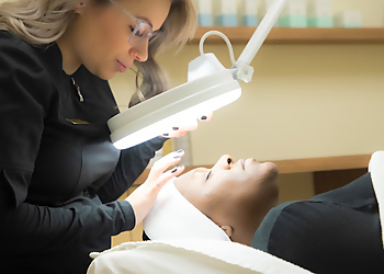 Epiderma - Quebec, QC Spa Médical - Treatment Image