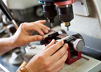 Essex County Locksmiths Inc. - Windsor, ON Serruriers - Repair Process Image