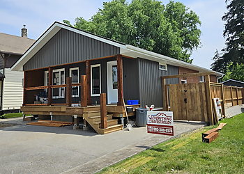 Niagara Falls gutter cleaner Everything Eavestrough Inc.