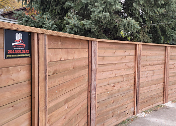 Winnipeg fencing contractor Excellence Fences & Decks