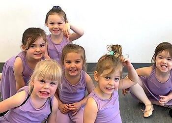 Winnipeg dance school Exhale Dance Studio