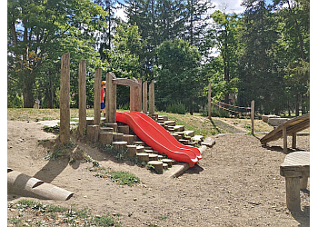 Guelph Parcs Publics Exhibition Park