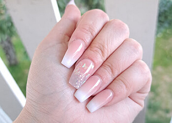 Kelowna nail salon Exotic Nails & Spa