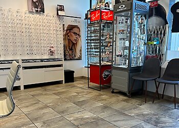 Niagara Falls optician Eyewear Studio