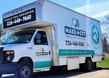 London sign company FASTSIGNS of London East