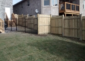 Kingston fencing contractor Foster Fencing