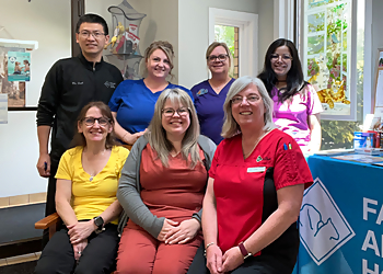 London veterinary clinic Fairmont Animal Hospital