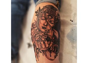 Belleville tattoo shop Feminink