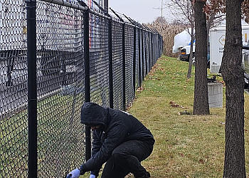 Brampton Entrepreneurs En Clôtures Fence Master Constructions Inc.