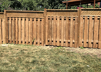 Brampton fencing contractor Fence Master Constructions Inc. image 1