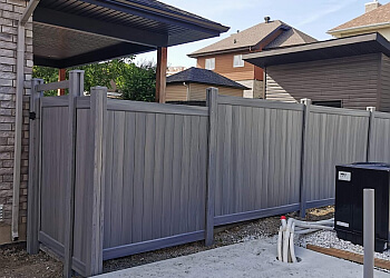 Ottawa fencing contractor Fencescape