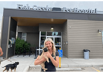 Fish Creek Pet Hospital & EMERGENCY SERVICES