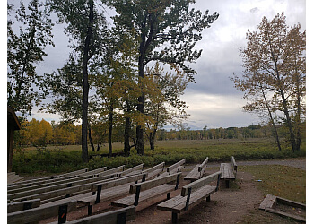 Calgary hiking trail Fish Creek Provincial Park
